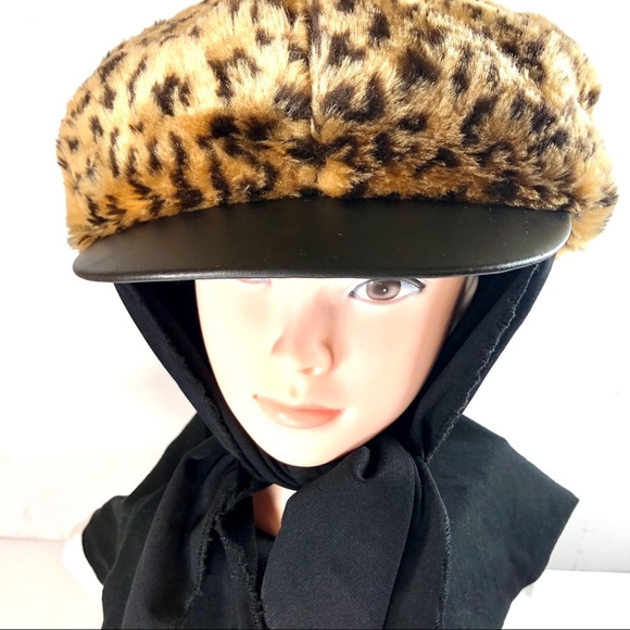 Faux fur animal print top news boy cap made in US - Picture 7 of 7